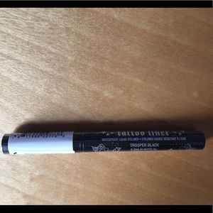 KVD Beauty
Kitten Mini: Tattoo Liner Trooper Black